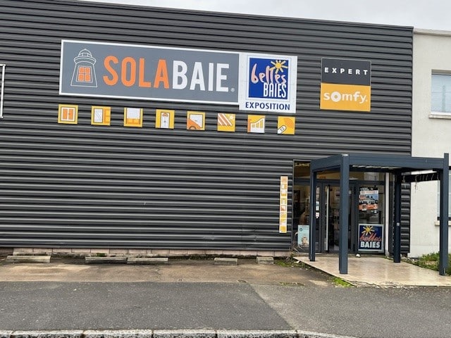 Devanture du magasin Solabaie Belles Baies à Rennes, dans l'Ille-et-Vilaine.