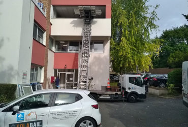 Installation de menuiseries Solabaie par notre professionnel D'éco Ouest près de Versaille