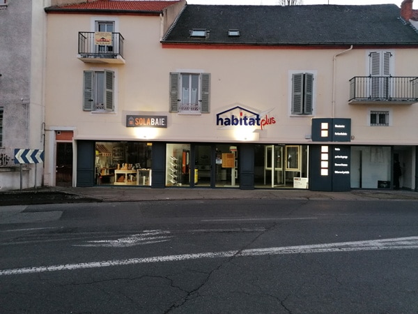 Votre professionnel Solabaie à Vichy : fourniture et pose de menuiseries et fermetures sur mesure