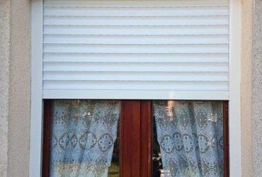 Volet roulant solaire avec coffre de rénovation ¼ de rond