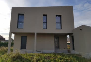 Founiture et pose de menuiseries hybride dans le cadre d'une construction neuve