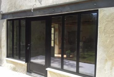 Pose de menuiseries aluminium fixes Solabaie par AMF à Langoiran