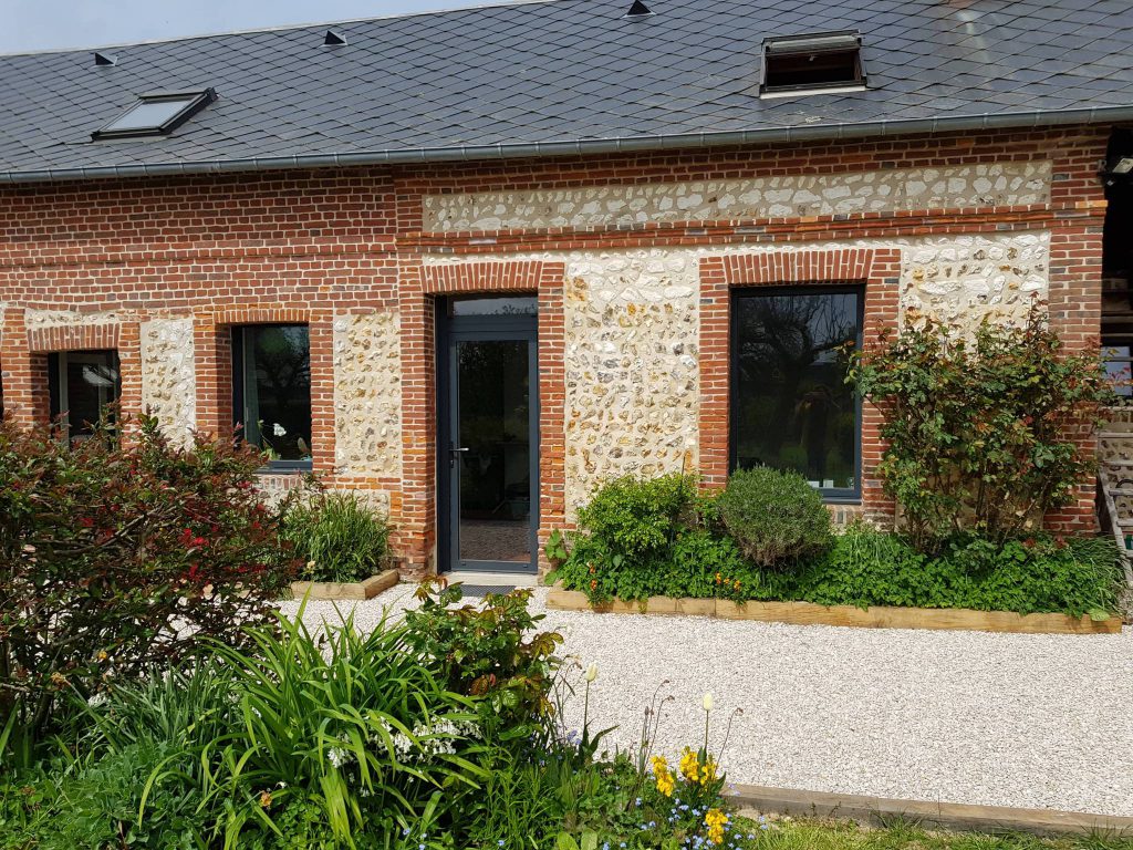 Fenetres So Interieur Pvc Blanc Exterieur Alu Gris Anthracite Solabaie Le Havre Solabaie