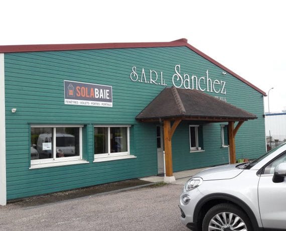 Sanchez & Fils, votre artisan-menuisier Solabaie à Nuits-Saint-Georges pour vos travaux de fenêtres, portes, volets et portails