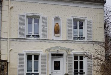 Réalisations de Solabaie Saint-Ouen-l'Aumône : Fenêtres bois blanches traditionnelles
