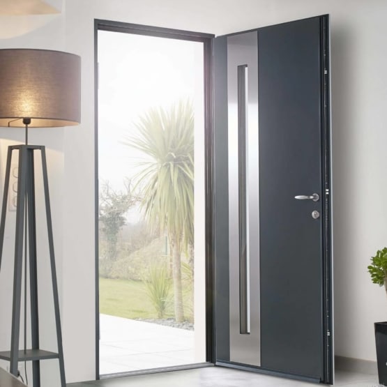 porte-entree-alu-gris-anthracite-solabaie_555x555_acf_cropped