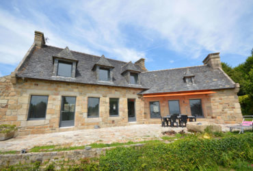 Installation-d'un-ensemble-de-menuiserie-AMX-au-Relecq-Kerhuon