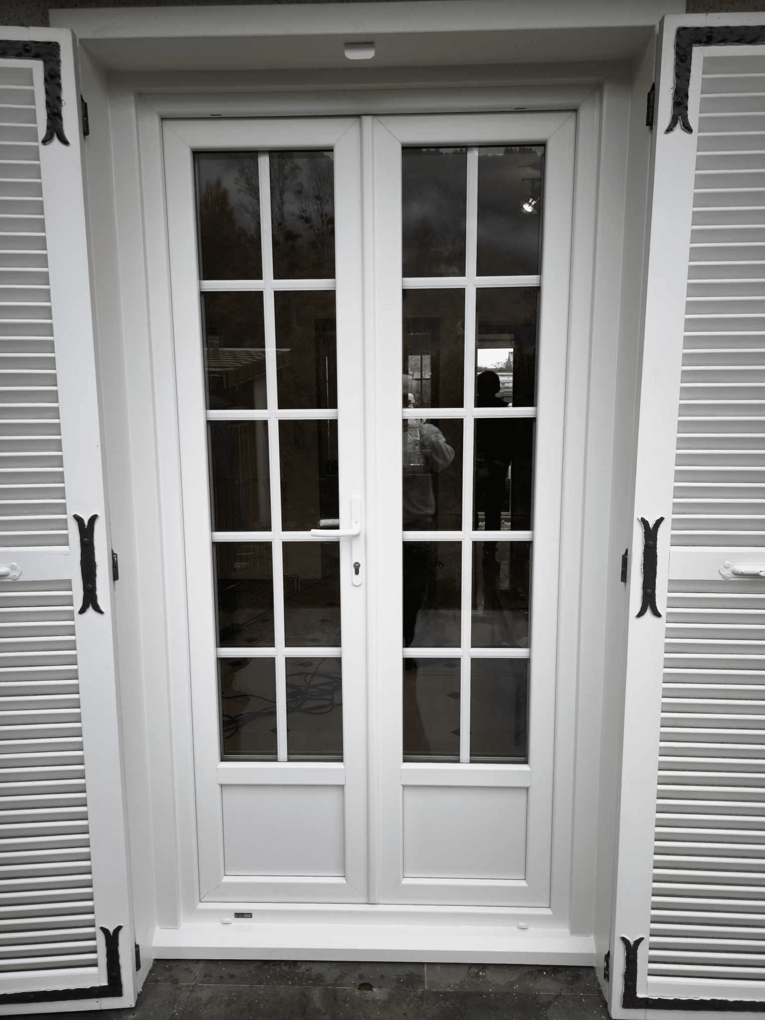 Porte-fenêtre 2 vantaux PVC contact